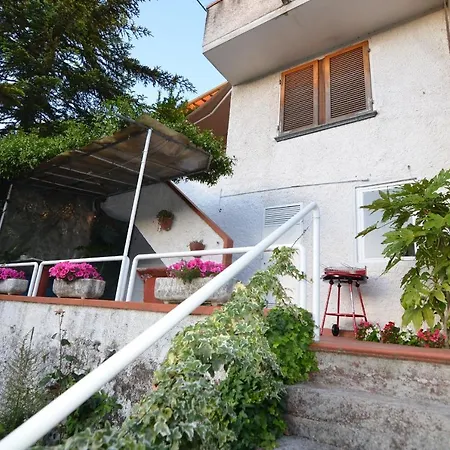 Casa Maria Camaiore